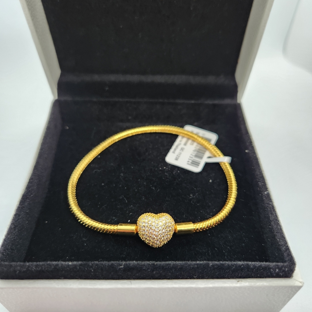 Pandora Moments 14k Golden Plated Sparkling Heart Claps Snake Chain Bracelet 7.1